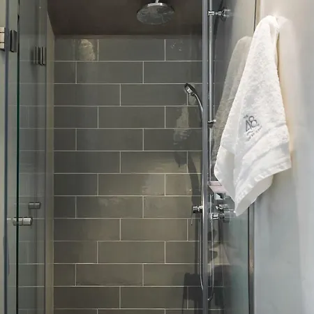 بيت ضيافة The48suites